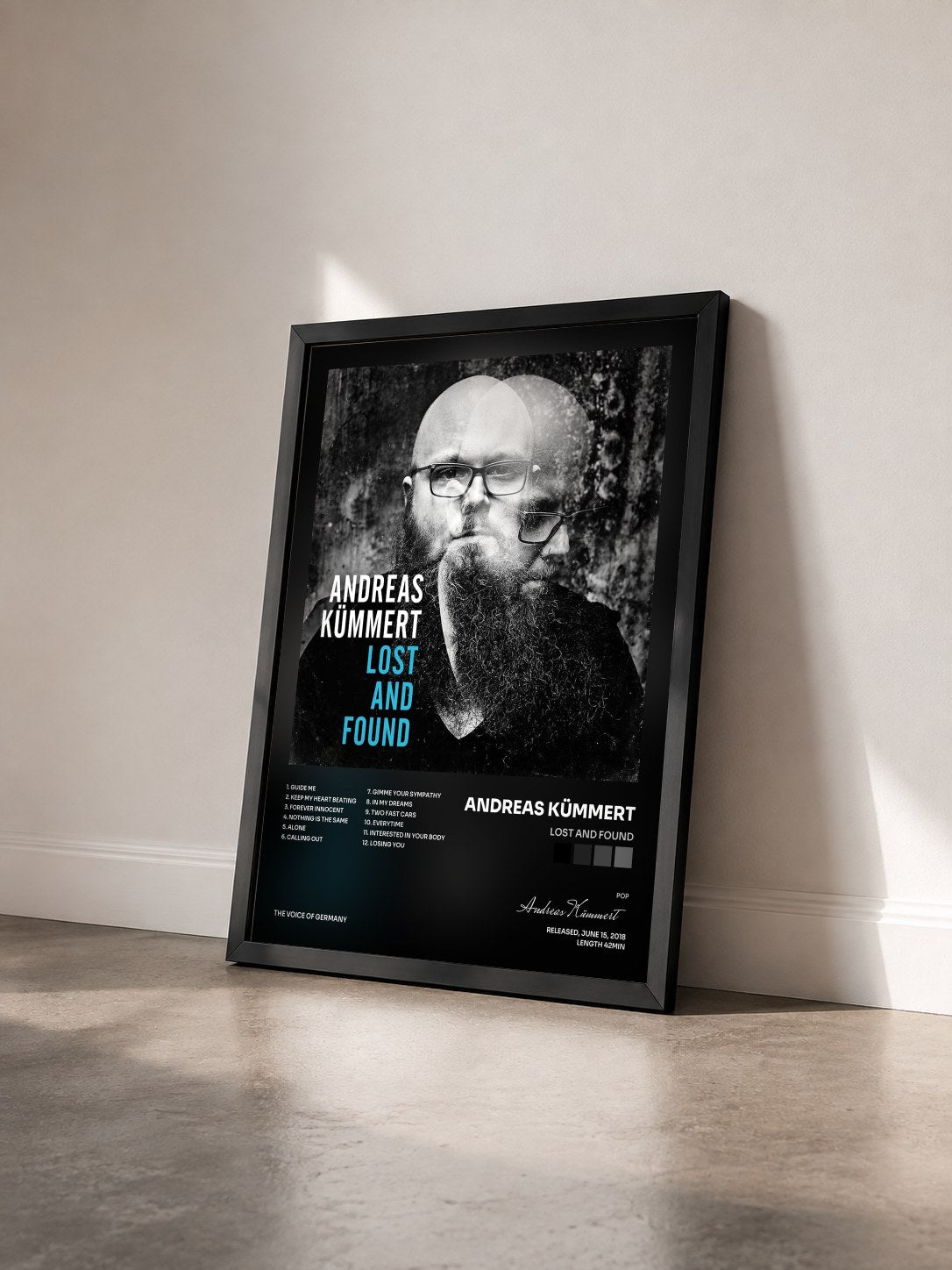 #noir Tableau de l'album Lost And Found de Andreas Kümmert vu de trois quarts, cadre noir