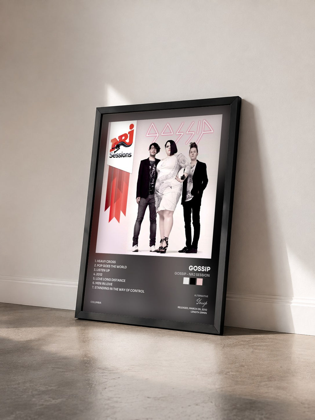 #noir Tableau de l'album Gossip - NRJ Session de Gossip vu de trois quarts, cadre noir