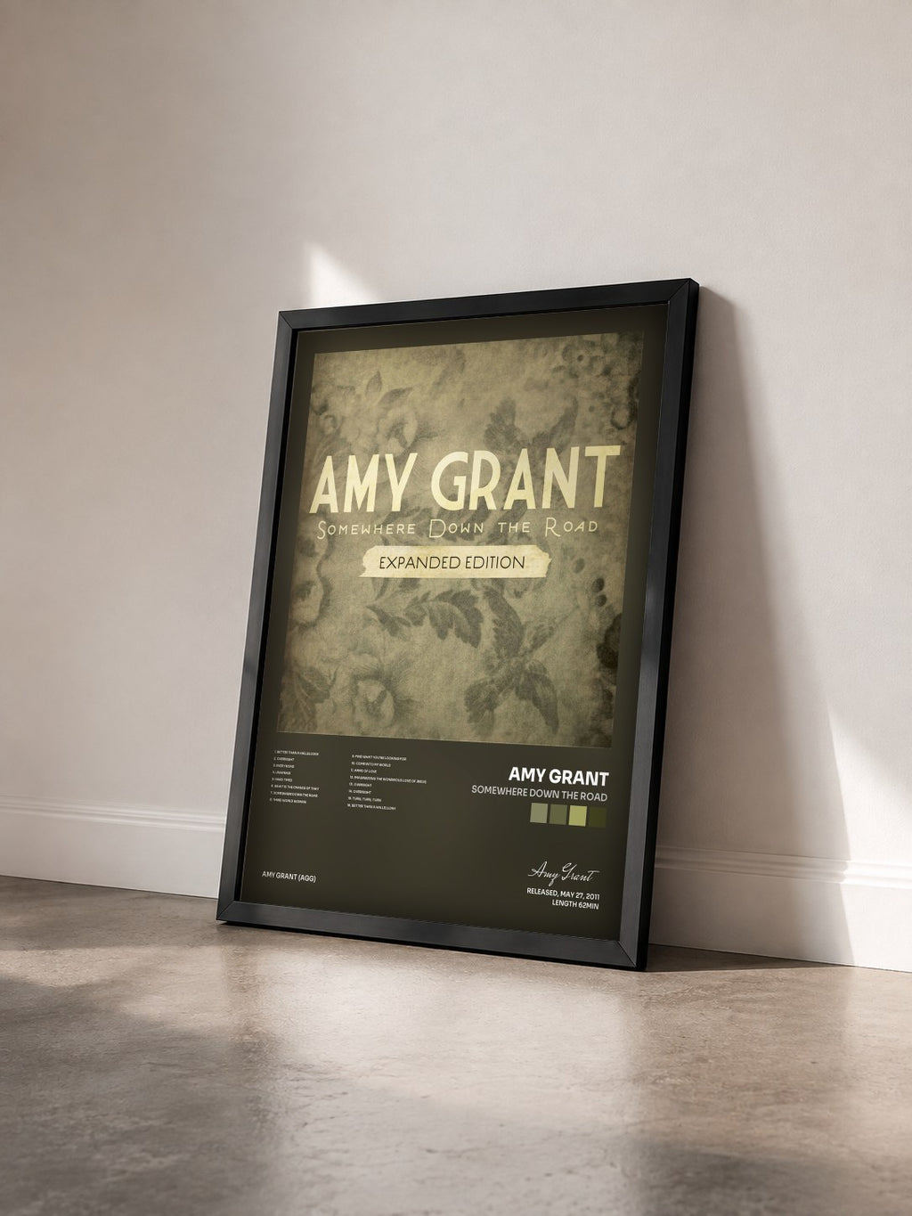 #noir Tableau de l'album Somewhere Down The Road de Amy Grant vu de trois quarts, cadre noir
