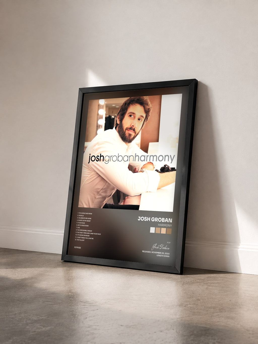 #noir Tableau de l'album Harmony de Josh Groban vu de trois quarts, cadre noir