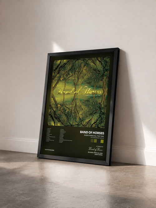 #noir Everything All The Time (20th Anniversary Edition) de Band of Horses en lámina enmarcada vista de tres cuartos, marco negro