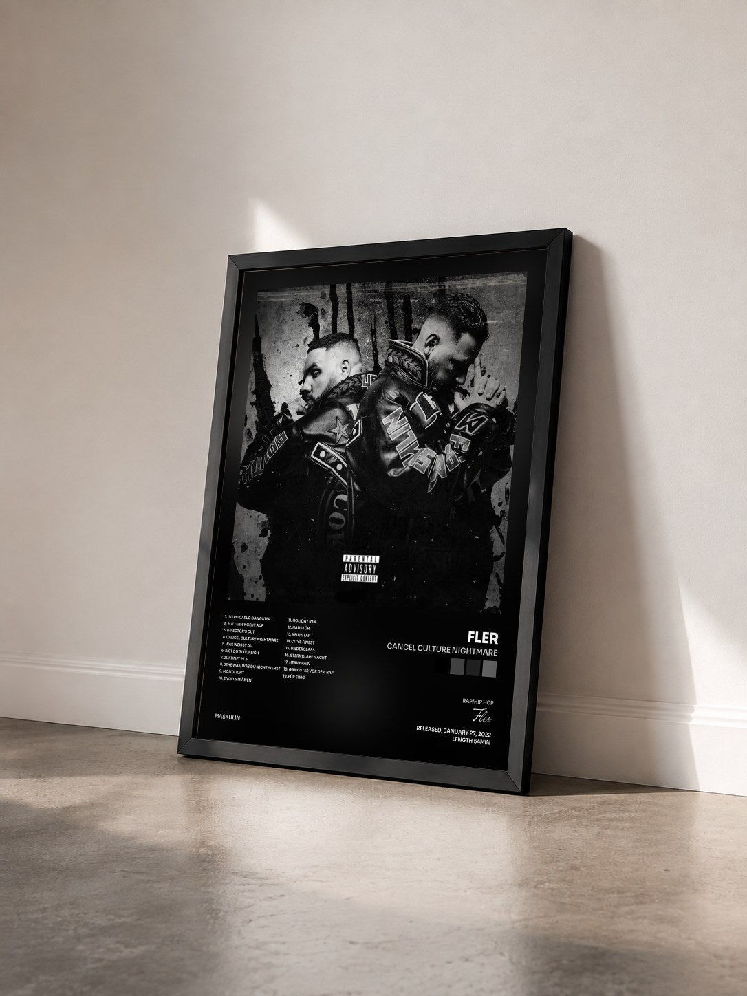#noir Tableau de l'album CANCEL CULTURE NIGHTMARE de Fler vu de trois quarts, cadre noir