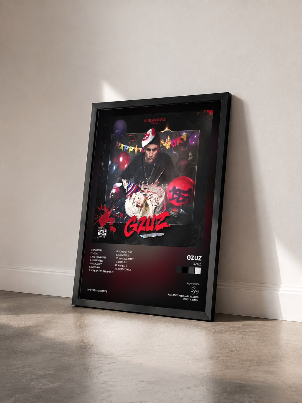 #noir Tableau de l'album Gzuz de Gzuz vu de trois quarts, cadre noir