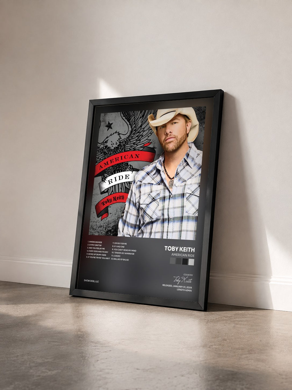 #noir Tableau de l'album American Ride de Toby Keith vu de trois quarts, cadre noir