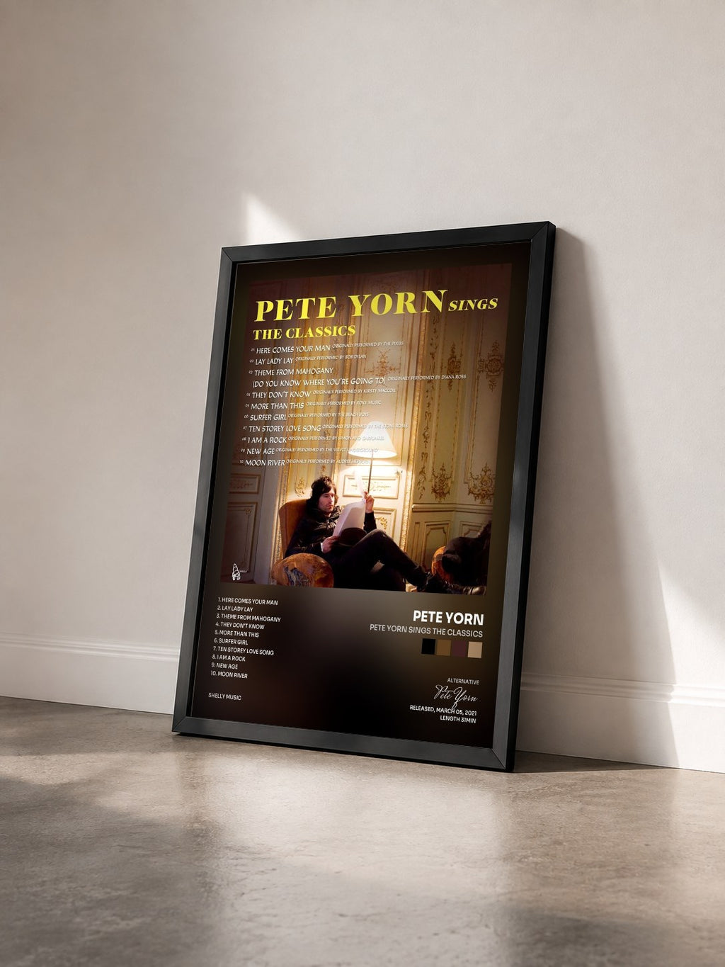 #noir Tableau de l'album Pete Yorn Sings the Classics de Pete Yorn vu de trois quarts, cadre noir