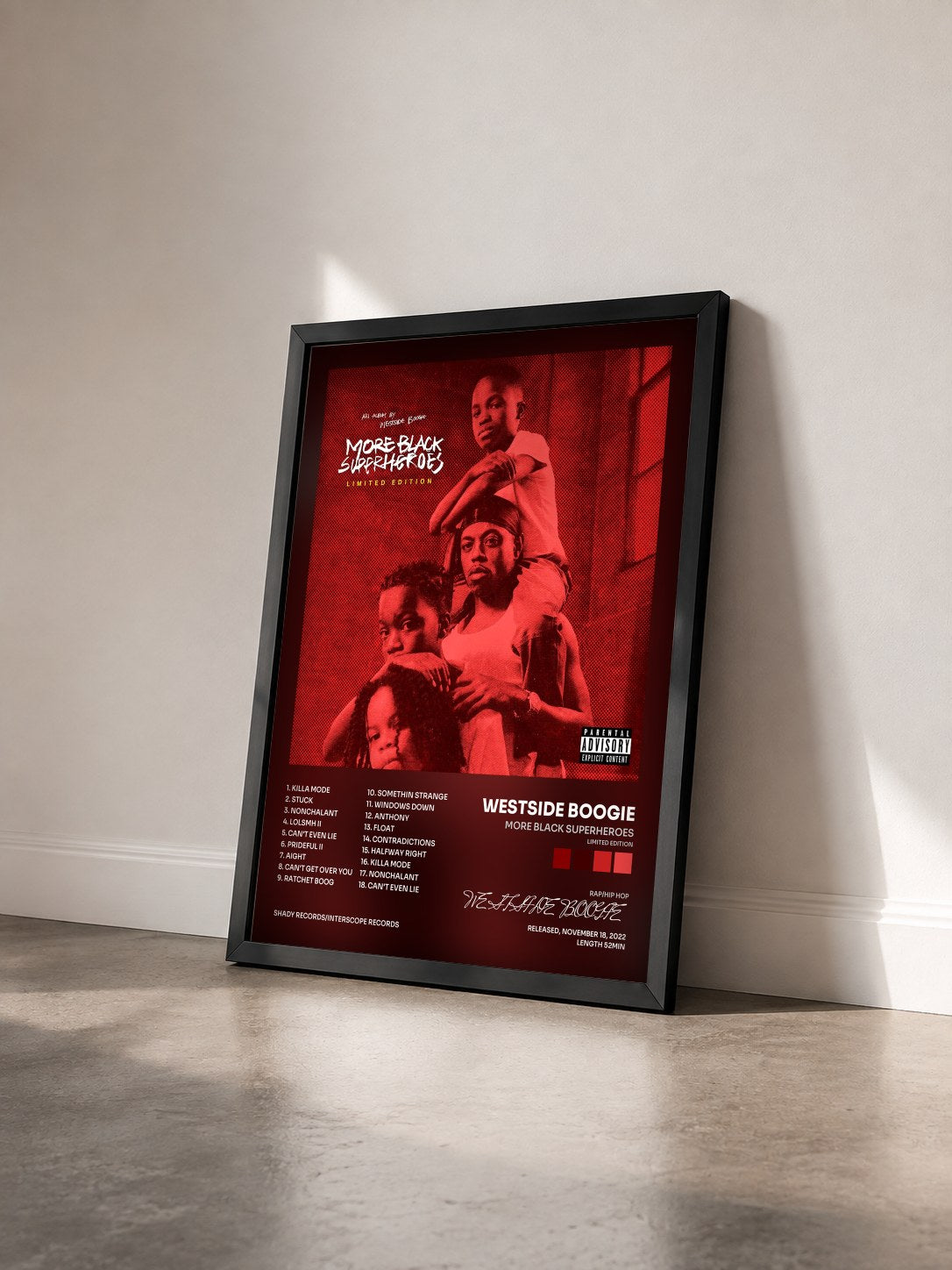 #noir Tableau de l'album MORE BLACK SUPERHEROES (LIMITED EDITION) de WESTSIDE BOOGIE vu de trois quarts, cadre noir