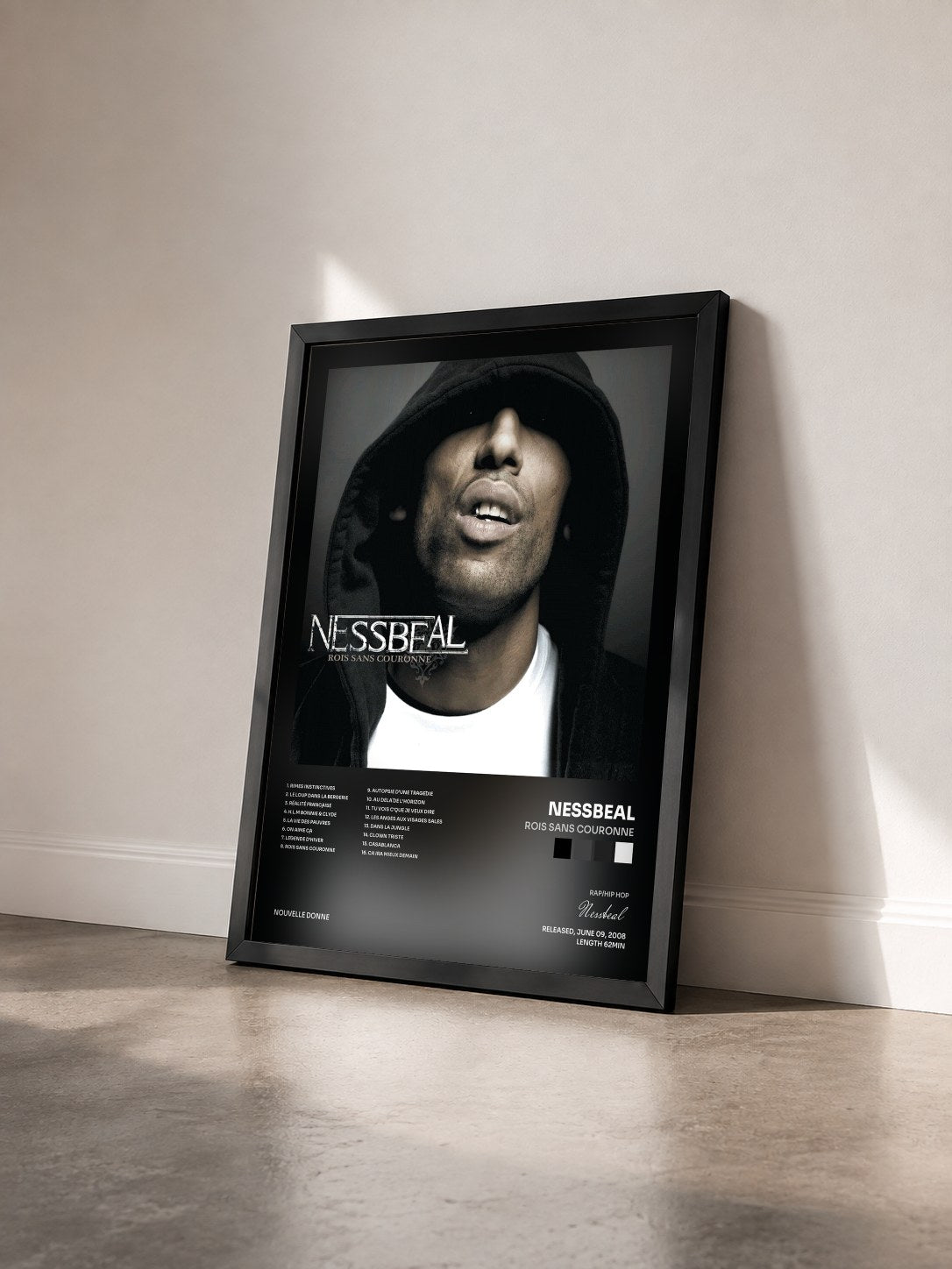#noir Tableau de l'album Rois sans couronne de Nessbeal vu de trois quarts, cadre noir