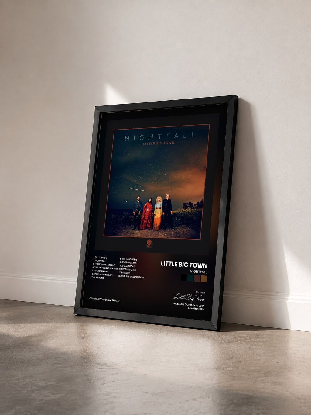 #noir Tableau de l'album Nightfall de Little Big Town vu de trois quarts, cadre noir