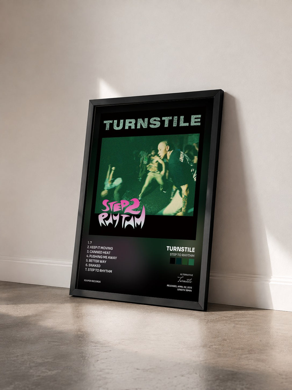 #noir Tableau de l'album Step to Rhythm de Turnstile vu de trois quarts, cadre noir