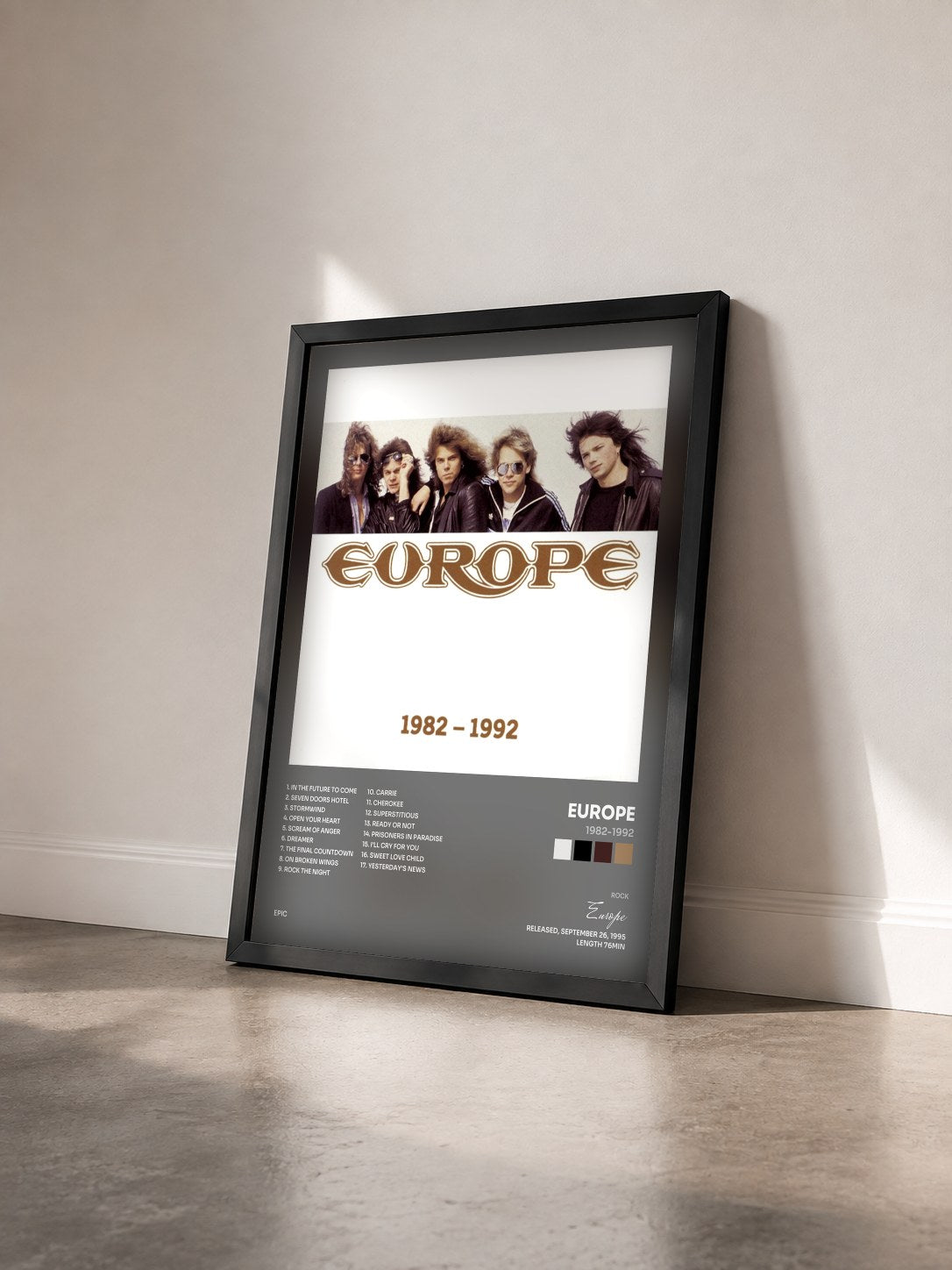 #noir Tableau de l'album 1982-1992 de Europe vu de trois quarts, cadre noir