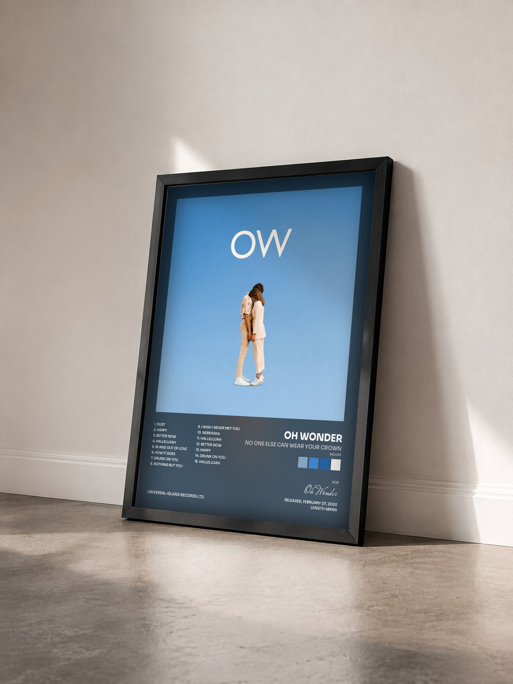 #noir No One Else Can Wear Your Crown (Deluxe) di Oh Wonder in stampa incorniciata vista di tre quarti, cornice nera
