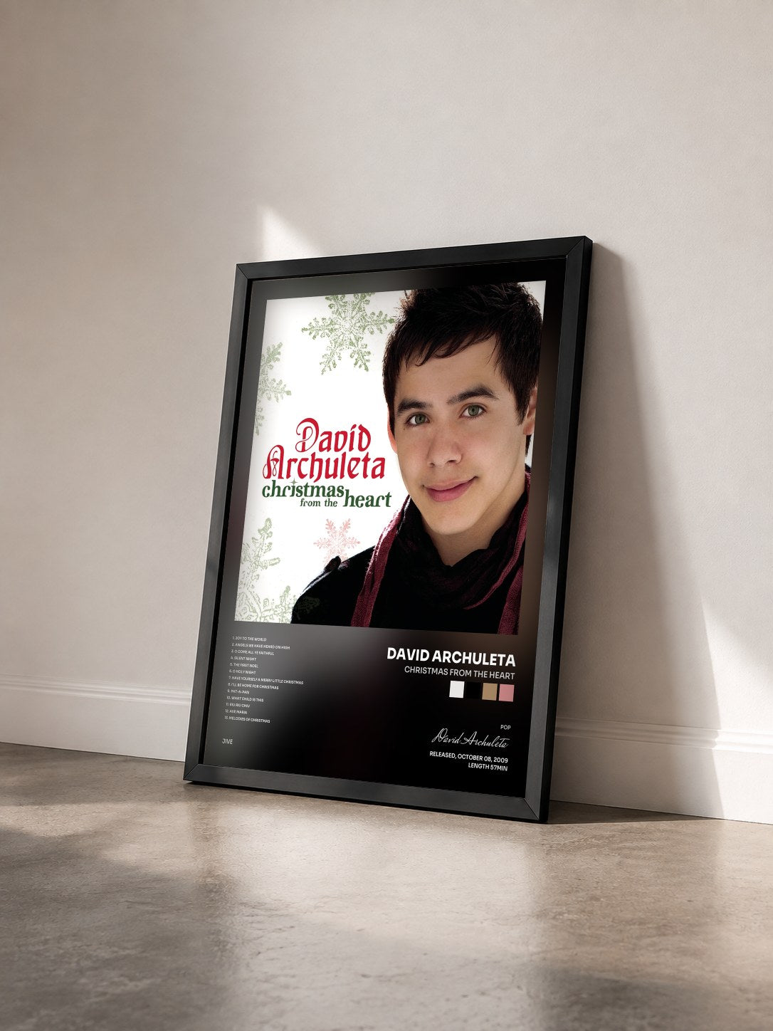 #noir Tableau de l'album Christmas From The Heart de David Archuleta vu de trois quarts, cadre noir