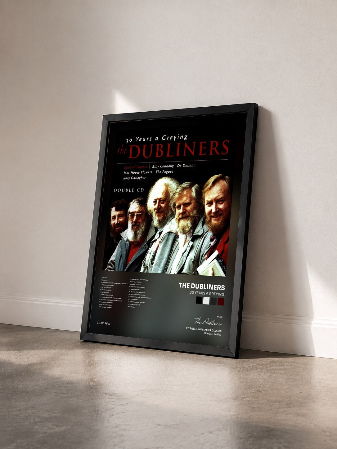 #noir Tableau de l'album 30 Years A Greying de The Dubliners vu de trois quarts, cadre noir