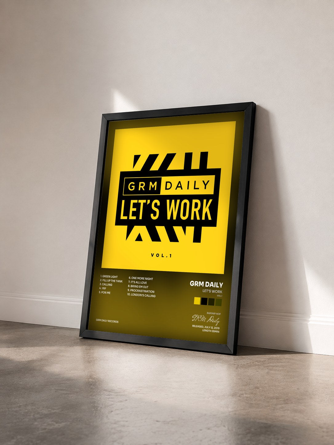 #noir Tableau de l'album Let's Work (Vol.1) de GRM Daily vu de trois quarts, cadre noir