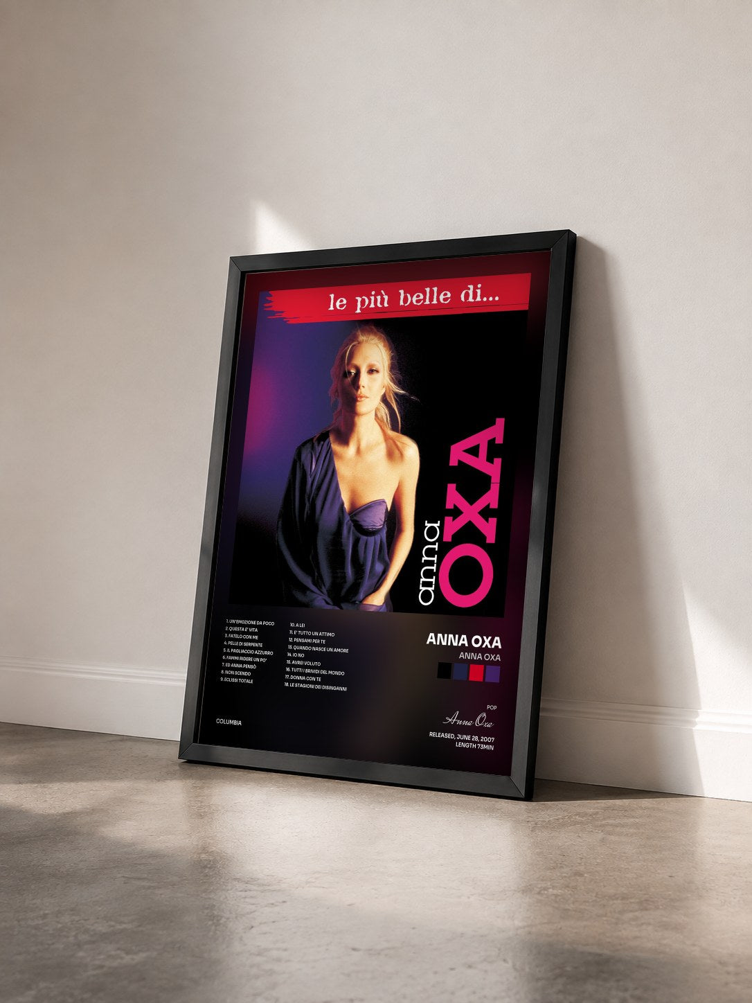#noir Tableau de l'album Anna Oxa de Anna Oxa vu de trois quarts, cadre noir