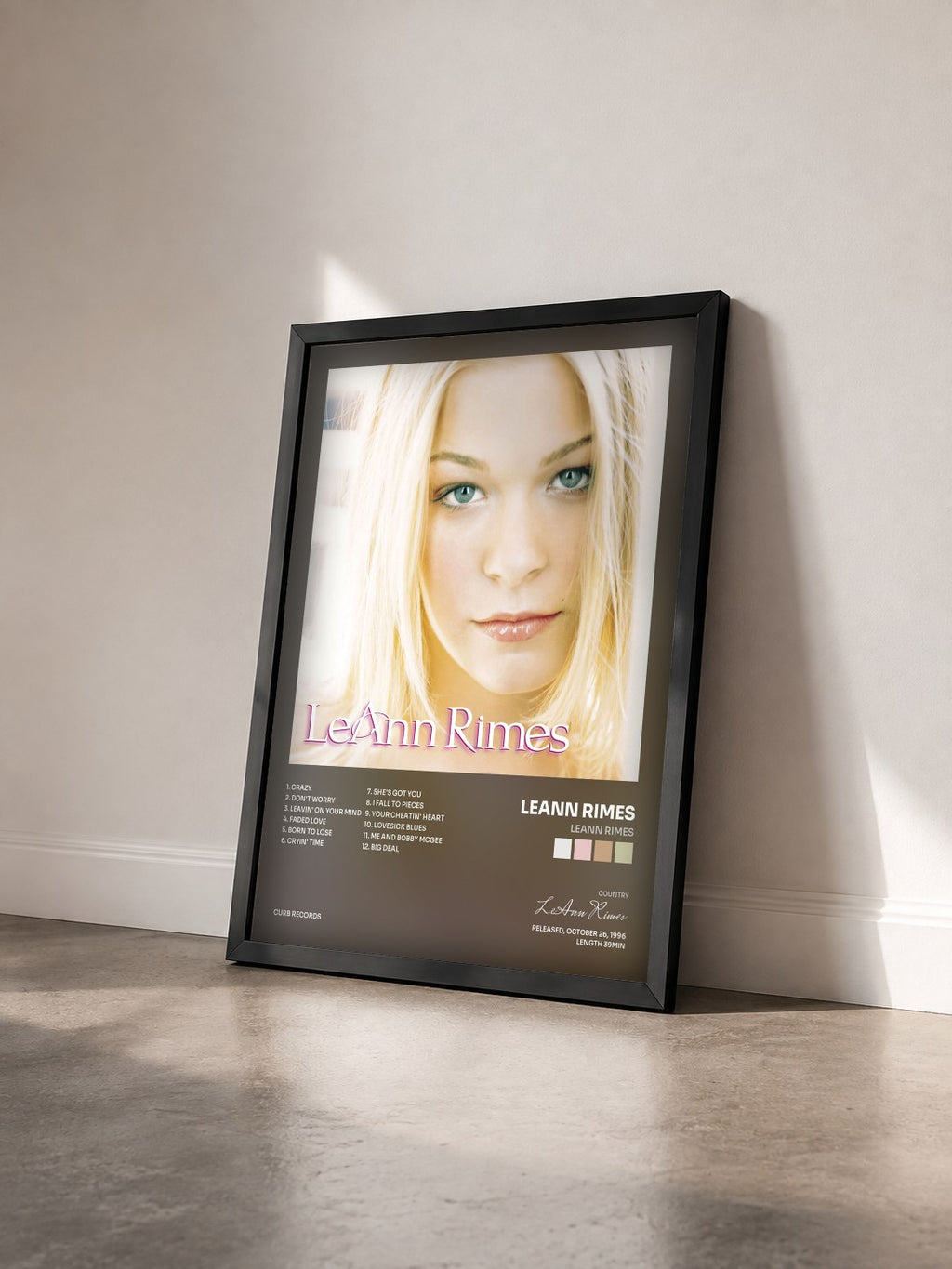 #noir Tableau de l'album LeAnn Rimes de LeAnn Rimes vu de trois quarts, cadre noir