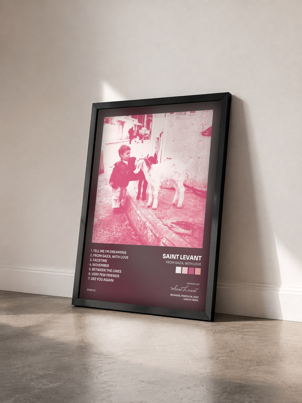 #noir Tableau de l'album From Gaza, With Love de Saint Levant vu de trois quarts, cadre noir