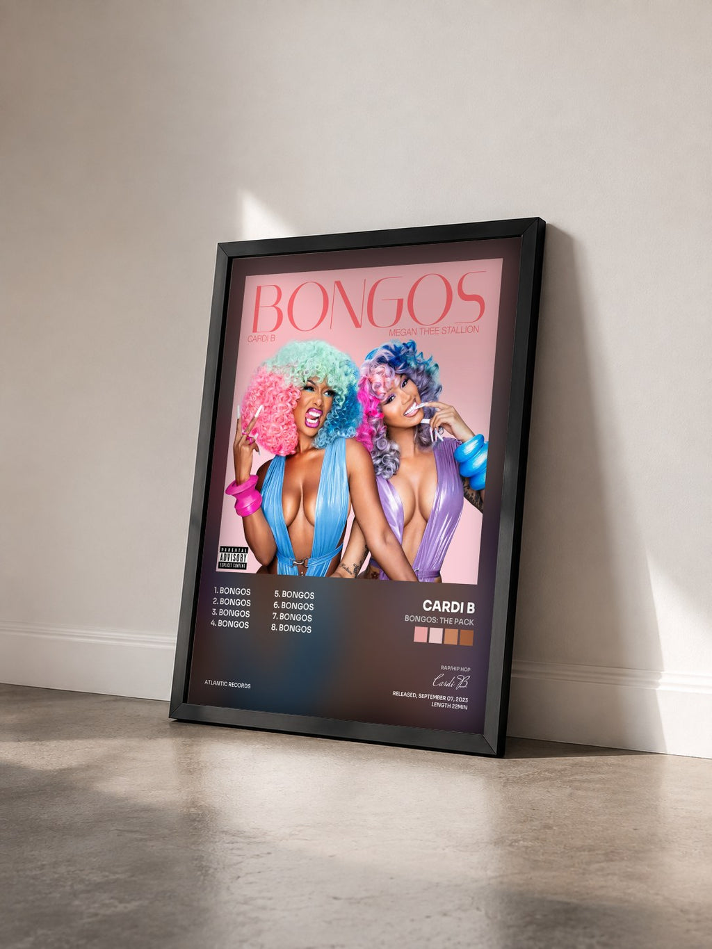 #noir Tableau de l'album Bongos: The Pack de Cardi B vu de trois quarts, cadre noir
