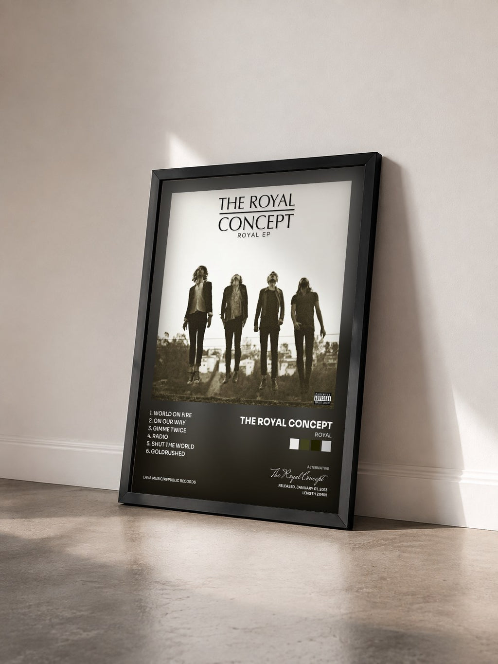 #noir Tableau de l'album Royal de The Royal Concept vu de trois quarts, cadre noir