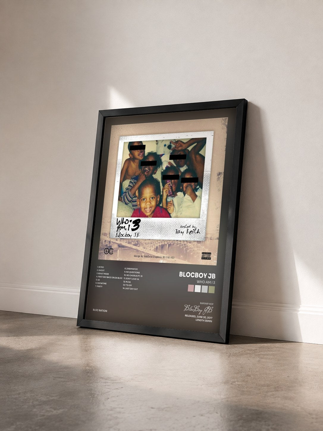 #noir Tableau de l'album Who Am I 3 de BlocBoy JB vu de trois quarts, cadre noir