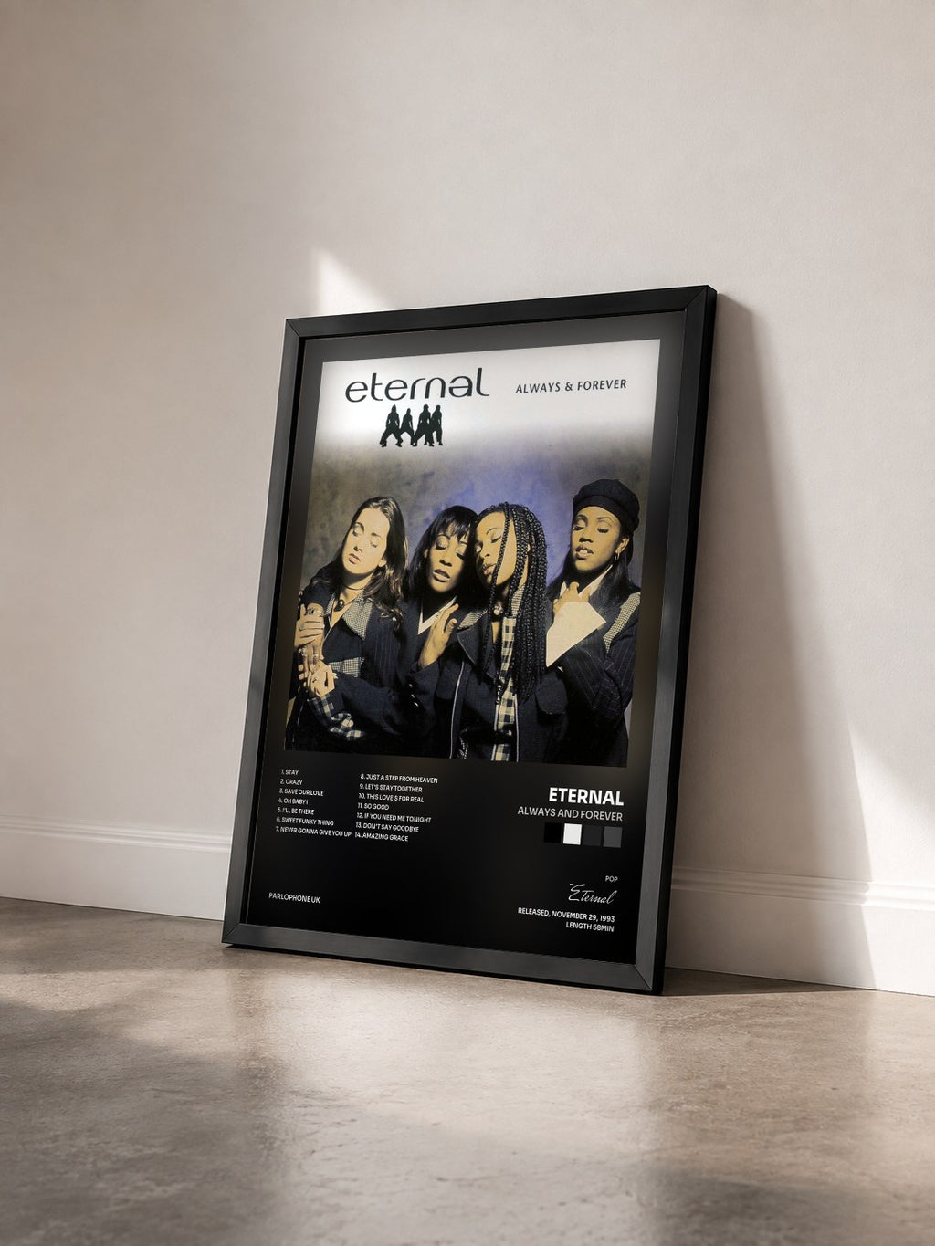 #noir Tableau de l'album Always And Forever de Eternal vu de trois quarts, cadre noir