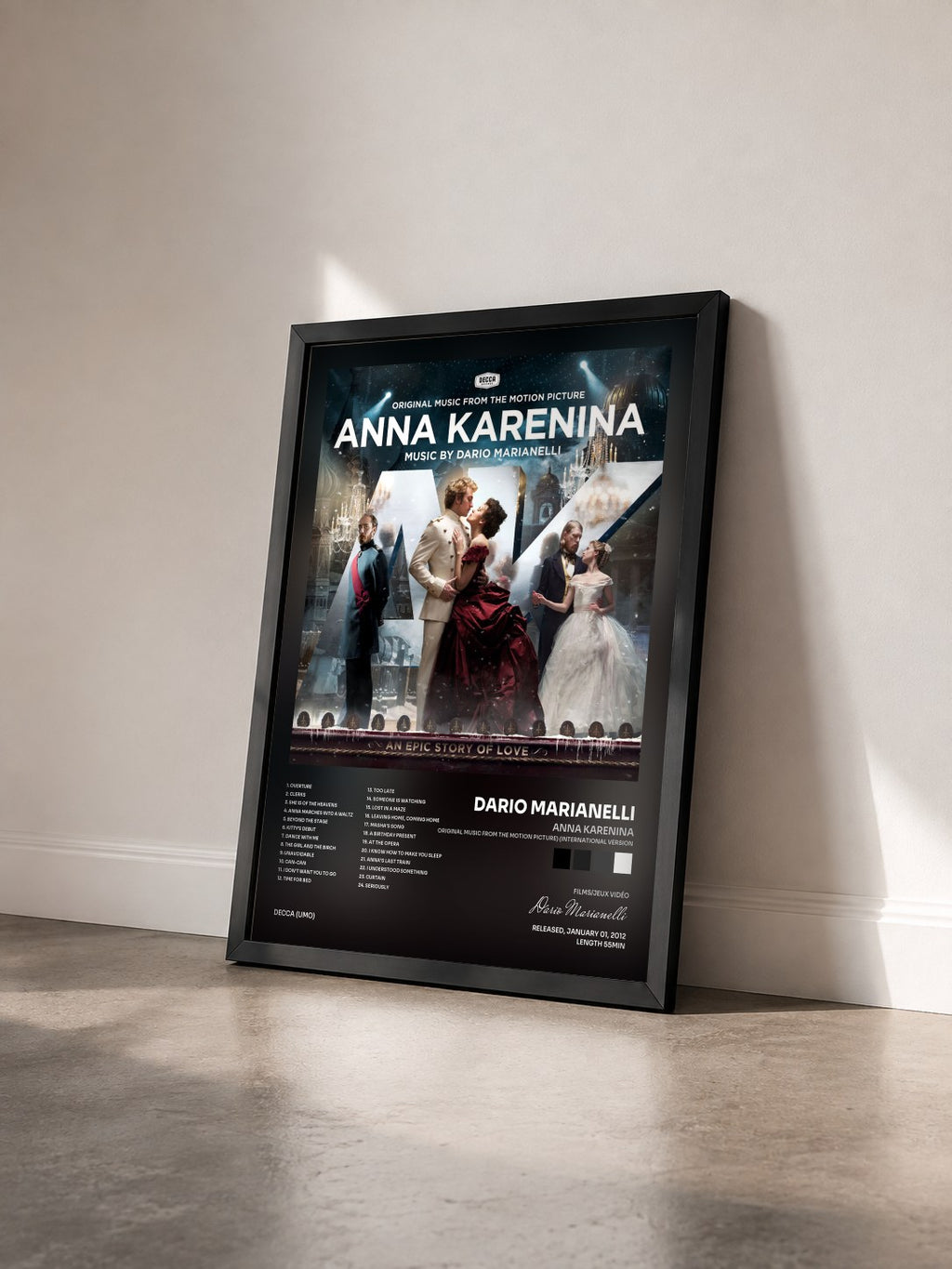 #noir Anna Karenina (Original Music From The Motion Picture) (International Version) di Dario Marianelli in stampa incorniciata vista di tre quarti, cornice nera