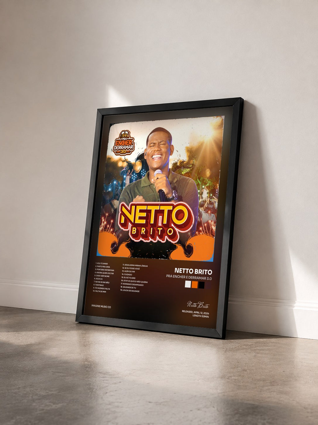 #noir Tableau de l'album Pra Encher e Derramar 3.0 de Netto Brito vu de trois quarts, cadre noir