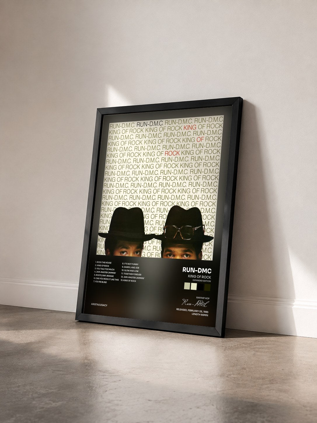 #noir Tableau de l'album King Of Rock (Expanded Edition) de Run-DMC vu de trois quarts, cadre noir