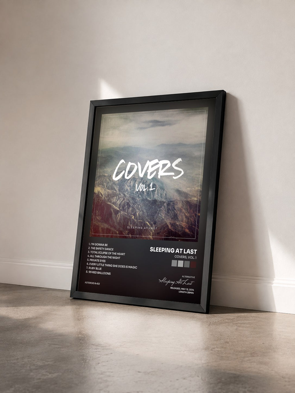 #noir Tableau de l'album Covers, Vol. 1 de Sleeping At Last vu de trois quarts, cadre noir