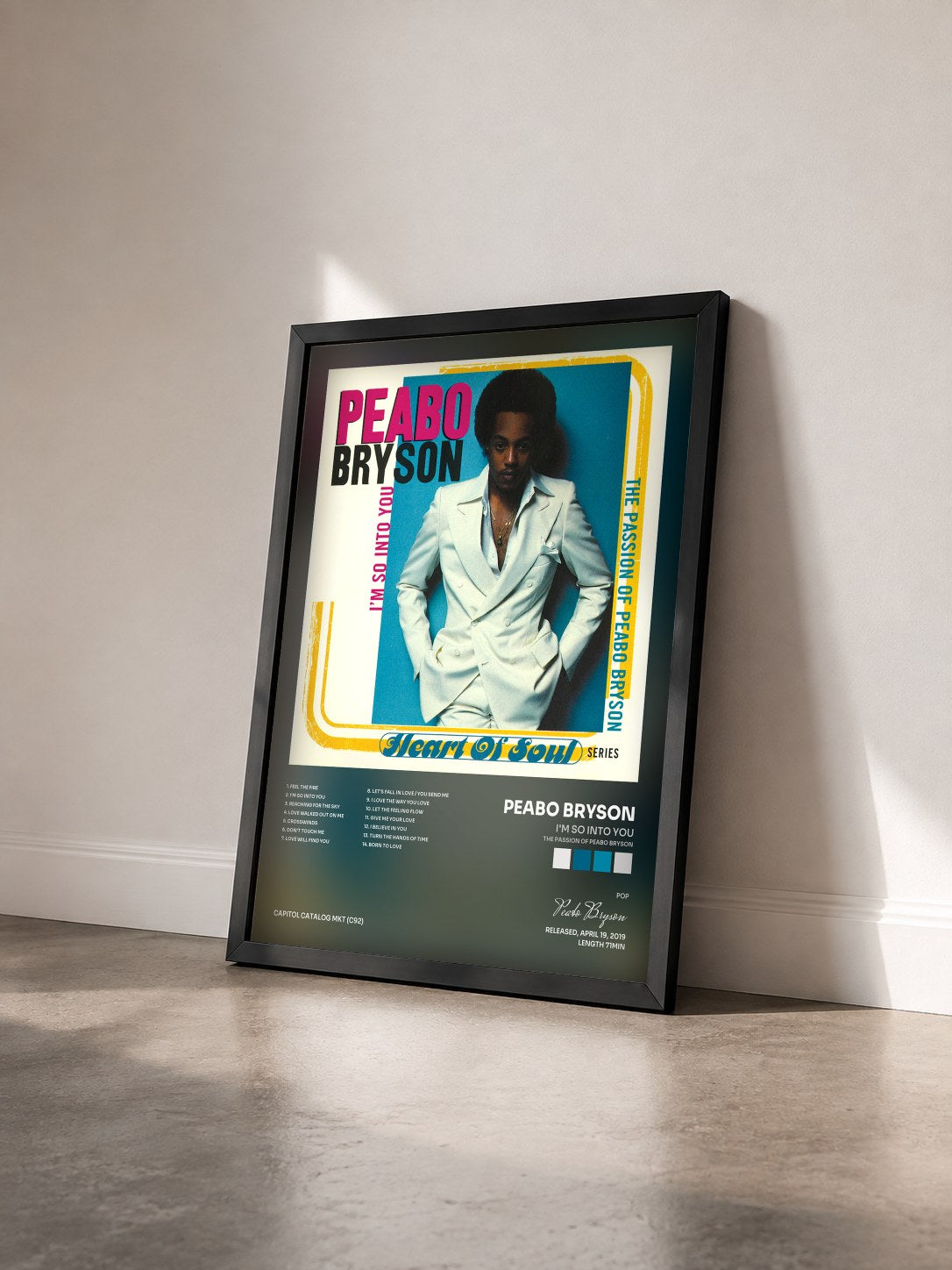 #noir Tableau de l'album I'm So Into You (The Passion Of Peabo Bryson) de Peabo Bryson vu de trois quarts, cadre noir