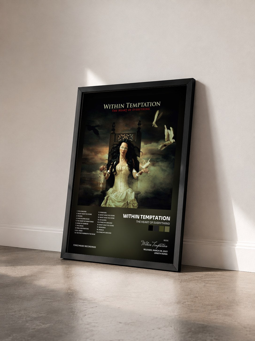 #noir Tableau de l'album The Heart Of Everything de Within Temptation vu de trois quarts, cadre noir