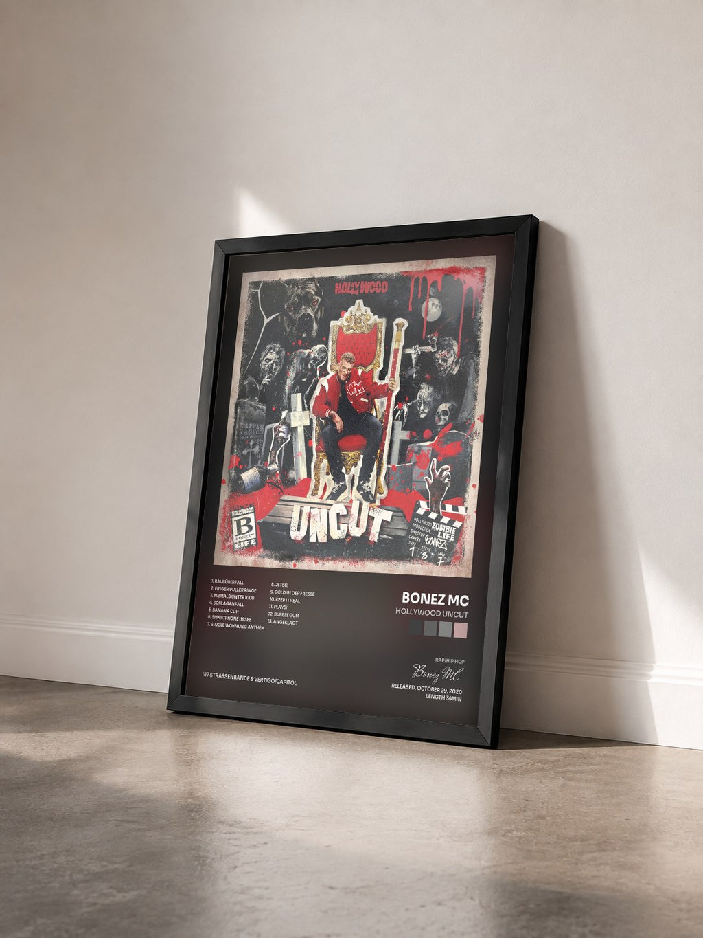 #noir Tableau de l'album Hollywood Uncut de Bonez MC vu de trois quarts, cadre noir