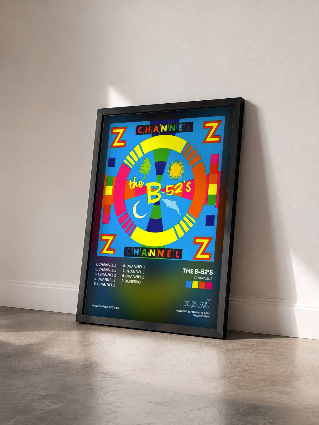 #noir Tableau de l'album Channel Z de The B-52's vu de trois quarts, cadre noir