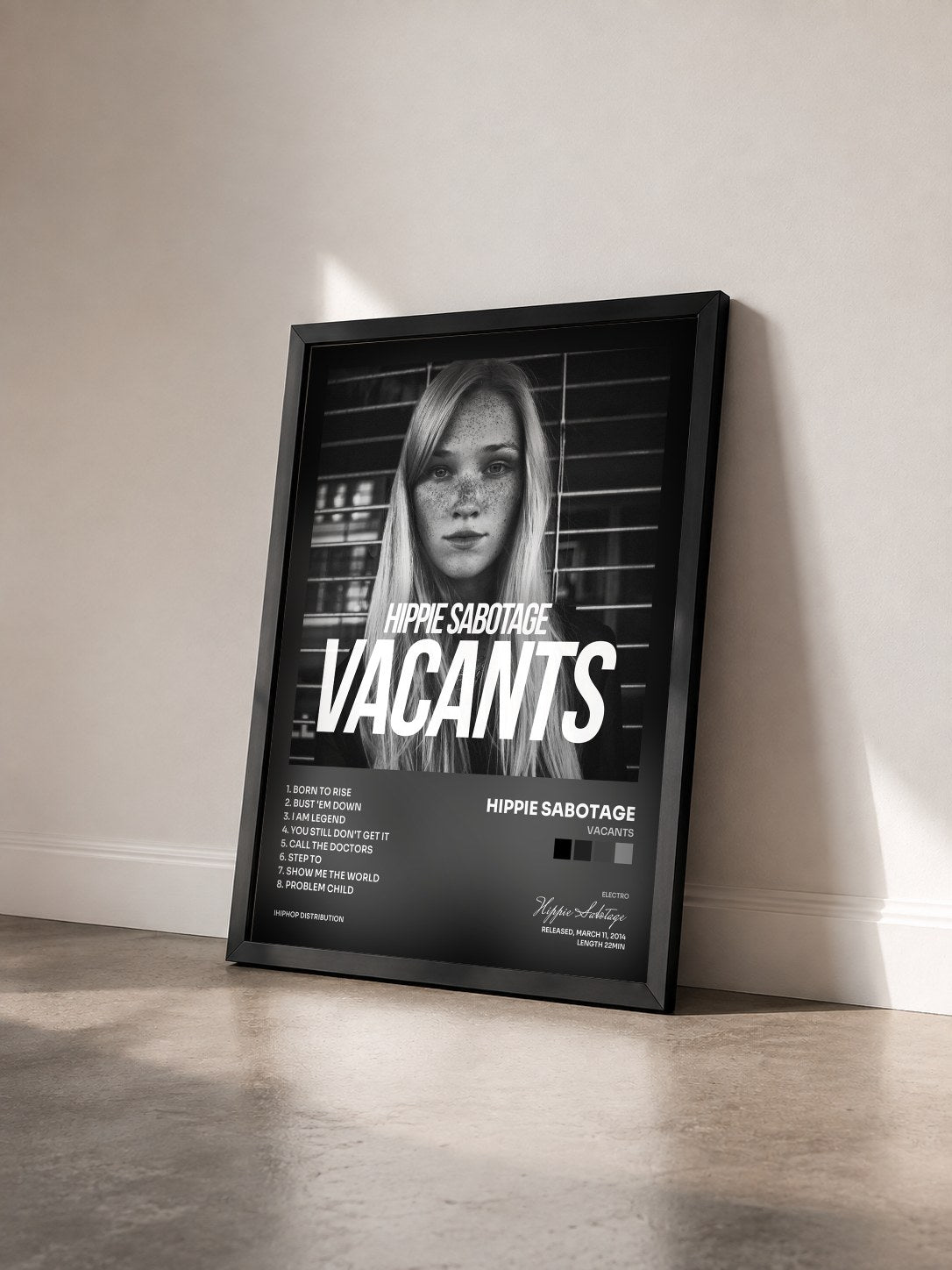 #noir Tableau de l'album Vacants de Hippie Sabotage vu de trois quarts, cadre noir