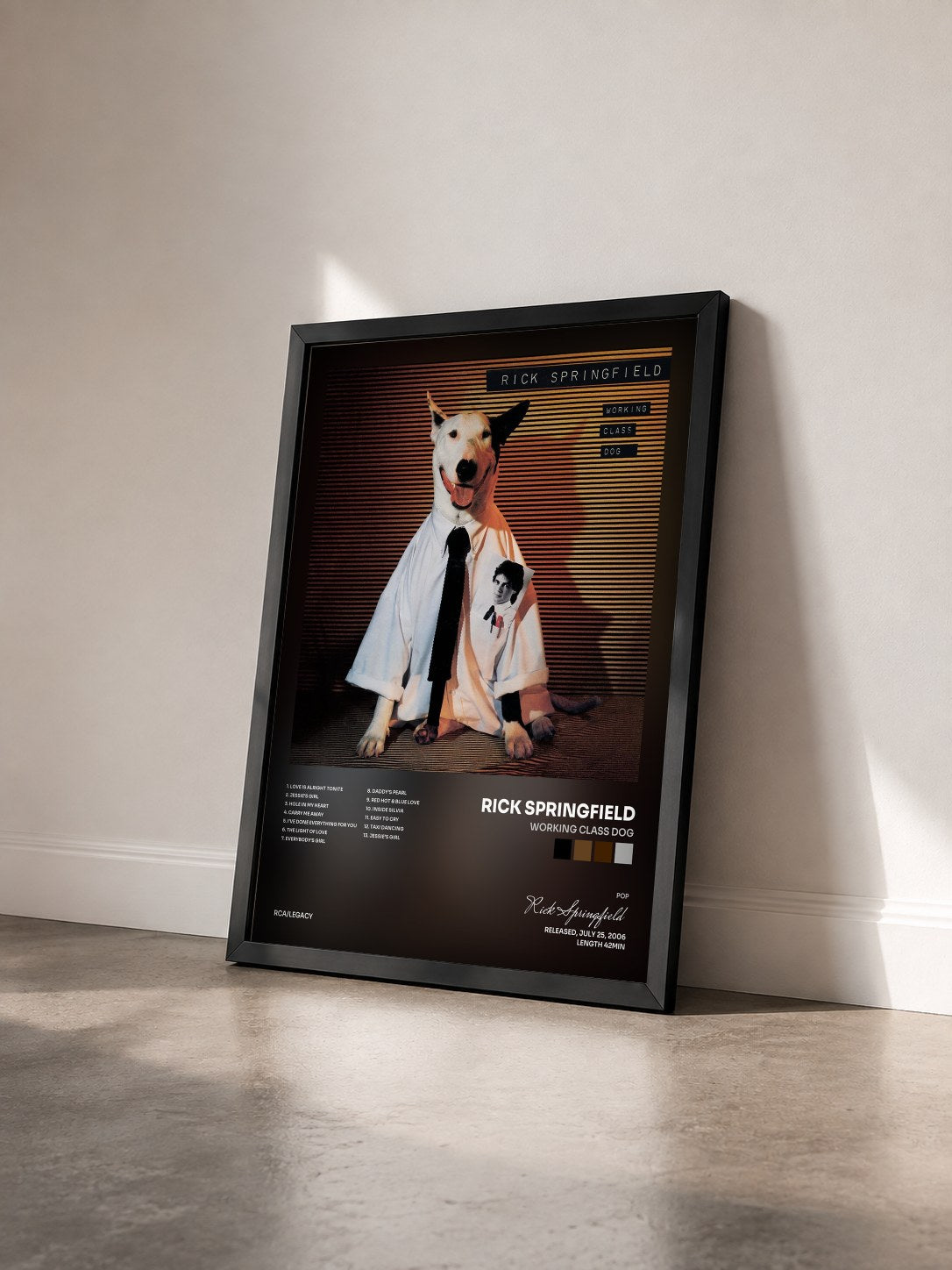 #noir Tableau de l'album Working Class Dog de Rick Springfield vu de trois quarts, cadre noir