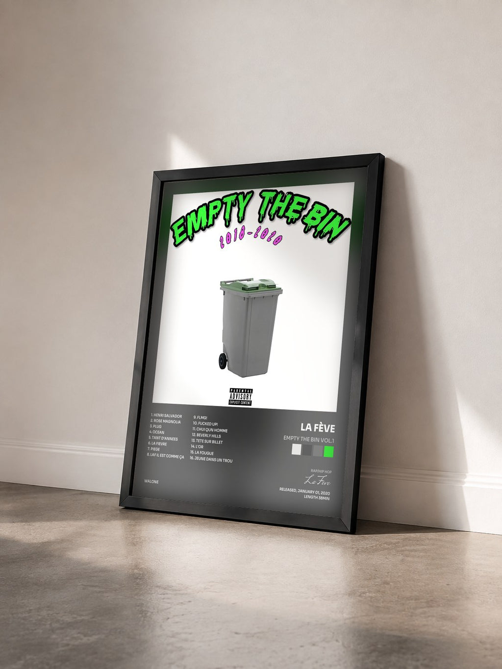 #noir Tableau de l'album EMPTY THE BIN VOL.1 de La Fève vu de trois quarts, cadre noir