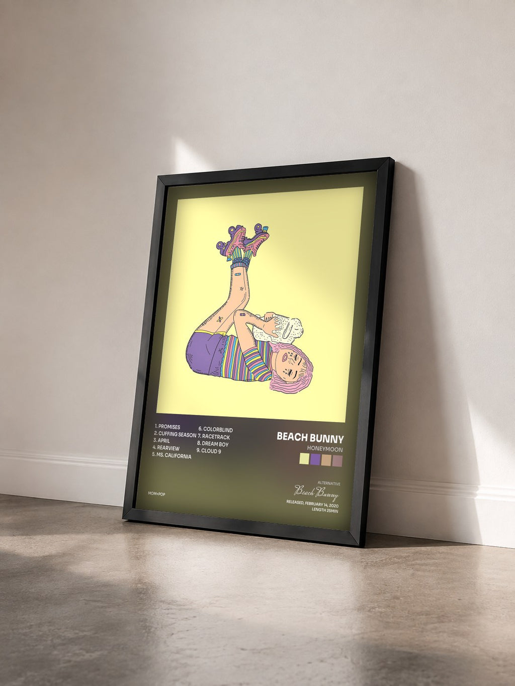 #noir Tableau de l'album Honeymoon de Beach Bunny vu de trois quarts, cadre noir