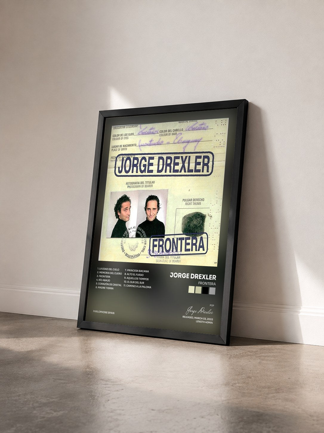 #noir Tableau de l'album Frontera de Jorge Drexler vu de trois quarts, cadre noir