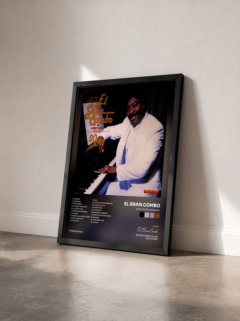 #noir Tableau de l'album 20th Anniversary de El Gran Combo vu de trois quarts, cadre noir