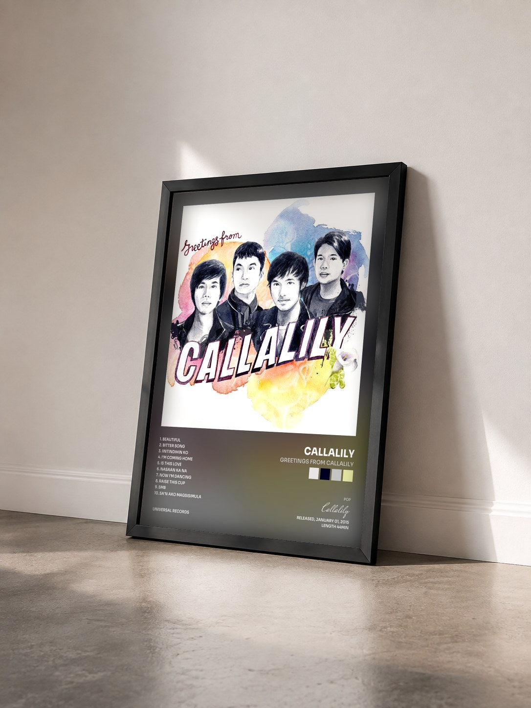 #noir Tableau de l'album Greetings from Callalily de Callalily vu de trois quarts, cadre noir