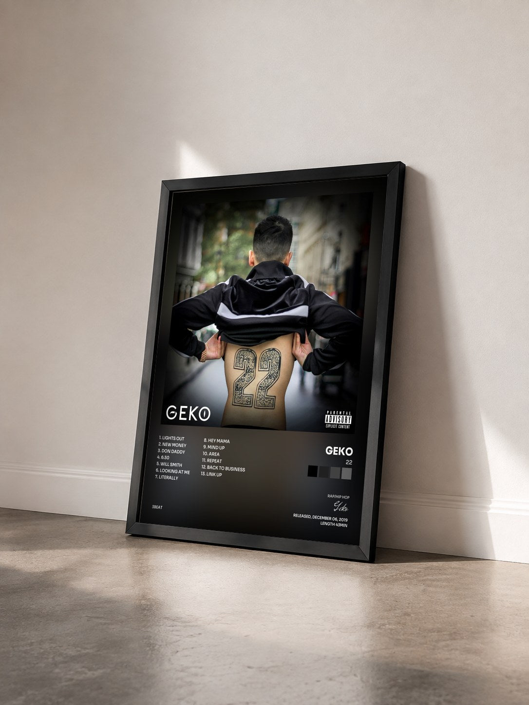 #noir Tableau de l'album 22 de Geko vu de trois quarts, cadre noir