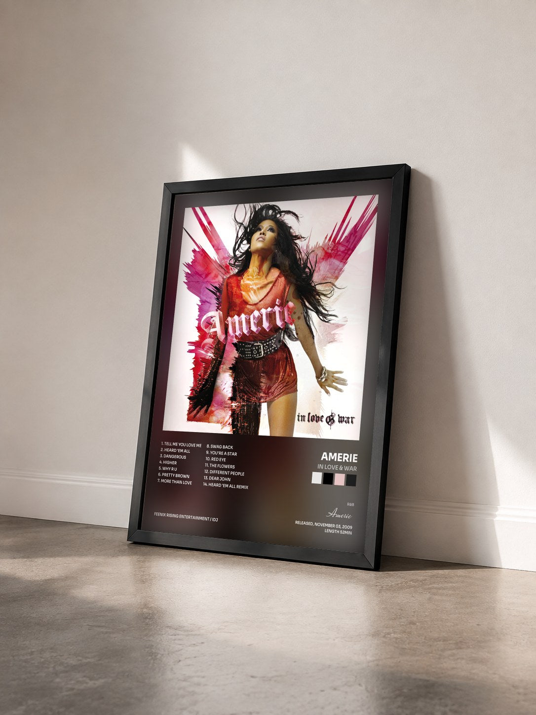 #noir Tableau de l'album In Love & War de Amerie vu de trois quarts, cadre noir