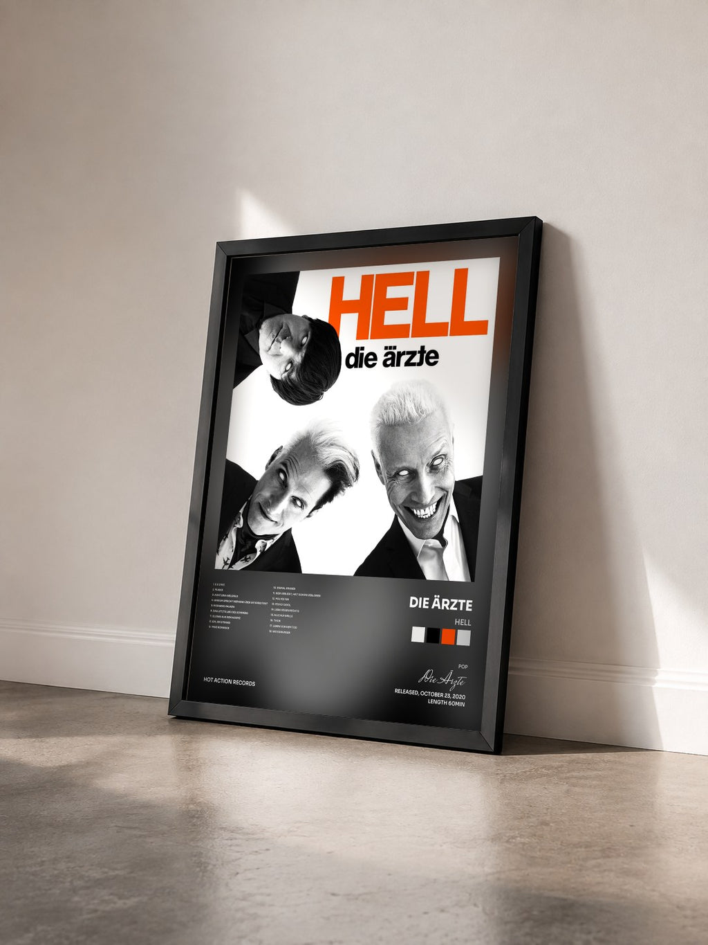 #noir Tableau de l'album HELL de Die Ärzte vu de trois quarts, cadre noir