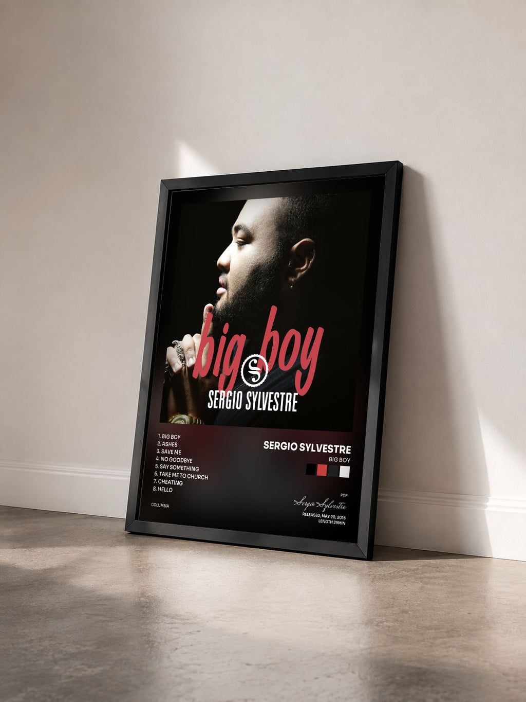 #noir Tableau de l'album Big Boy de Sergio Sylvestre vu de trois quarts, cadre noir