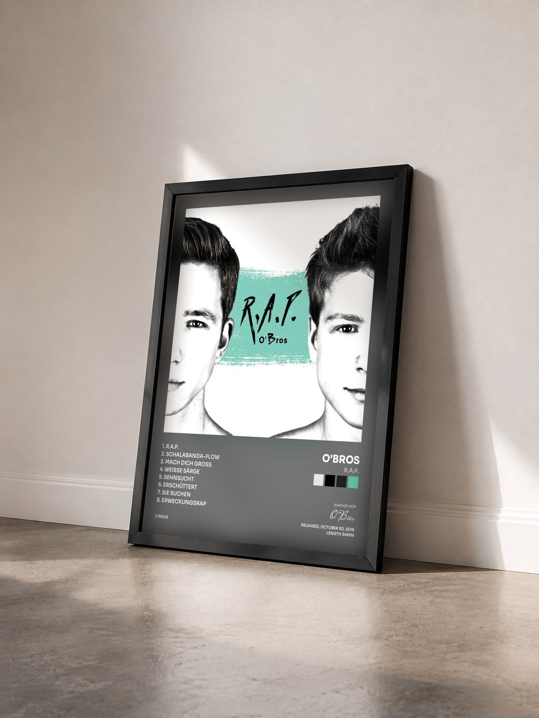 #noir Tableau de l'album R.A.P. de O'Bros vu de trois quarts, cadre noir