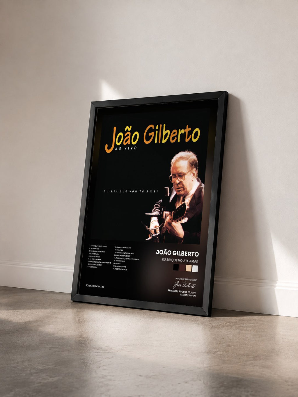 #noir Tableau de l'album Eu Sei Que Vou Te Amar de João Gilberto vu de trois quarts, cadre noir