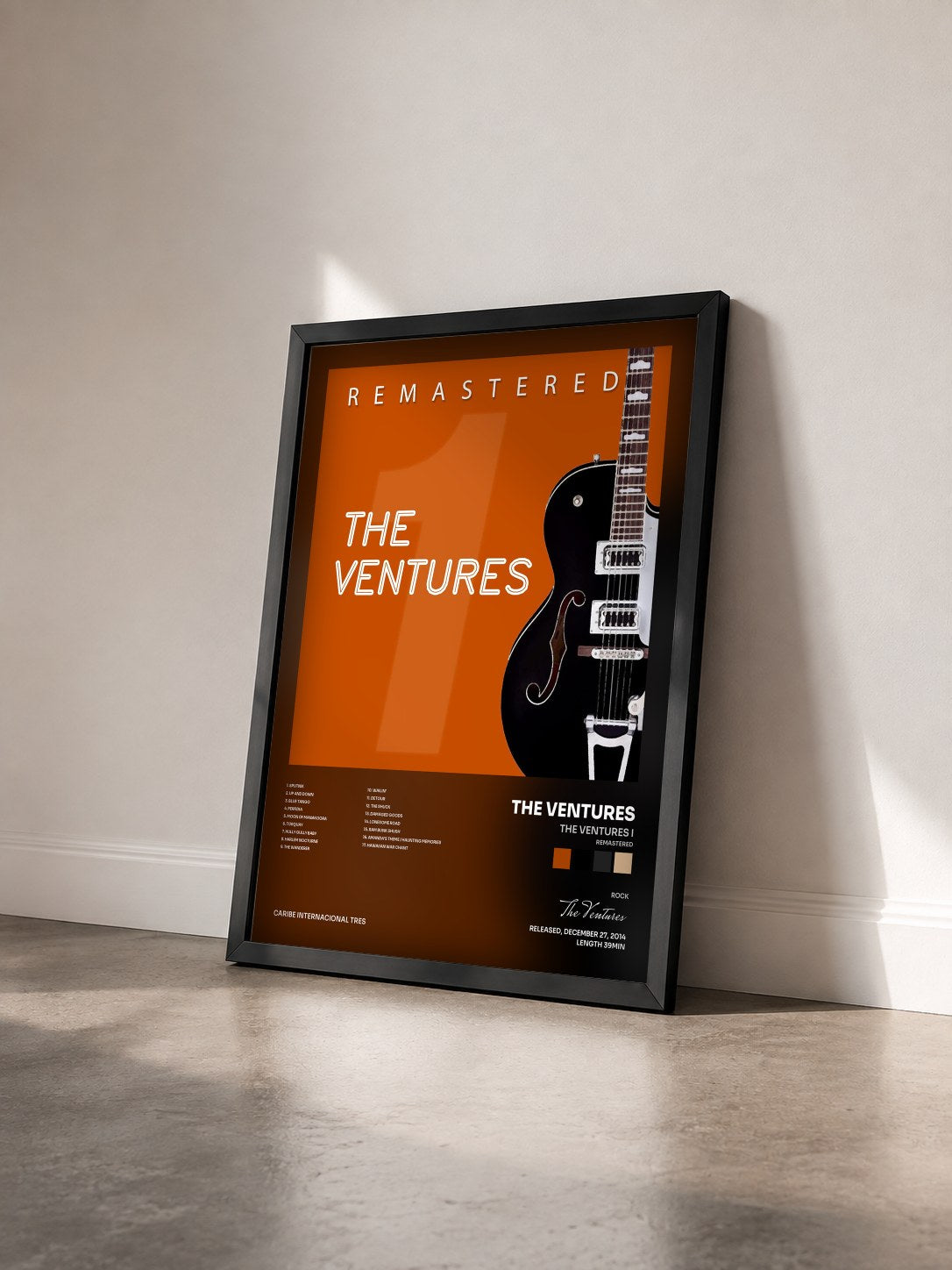 #noir Tableau de l'album The Ventures I (Remastered) de The Ventures vu de trois quarts, cadre noir