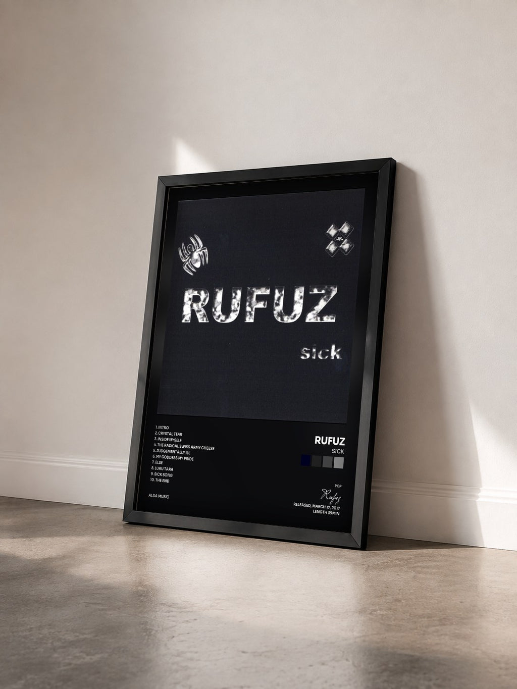 #noir Tableau de l'album Sick de Rufuz vu de trois quarts, cadre noir