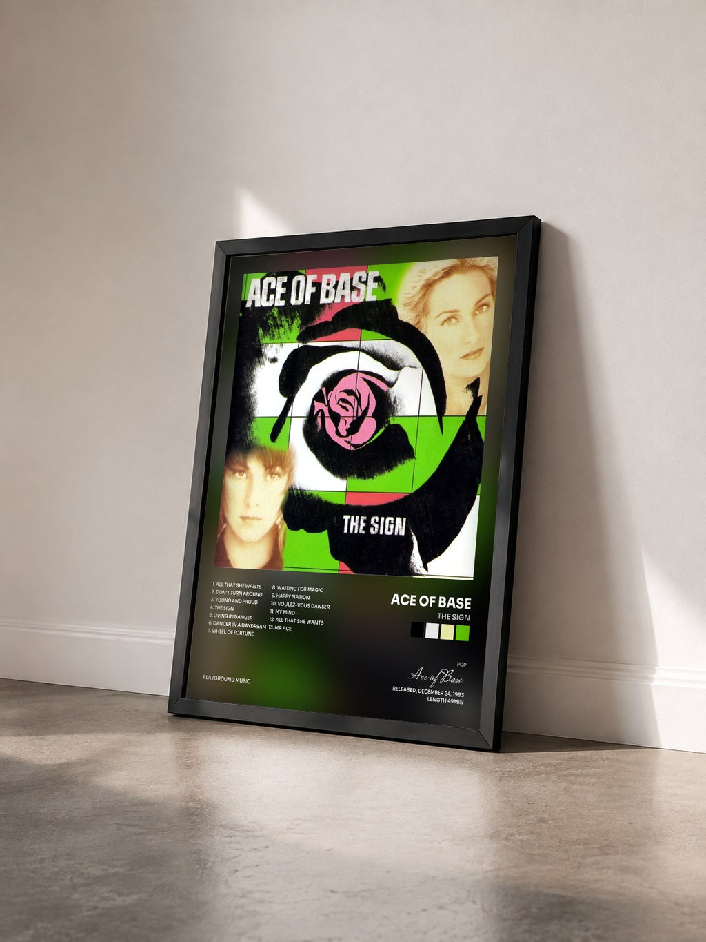#noir Tableau de l'album The Sign de Ace of Base vu de trois quarts, cadre noir