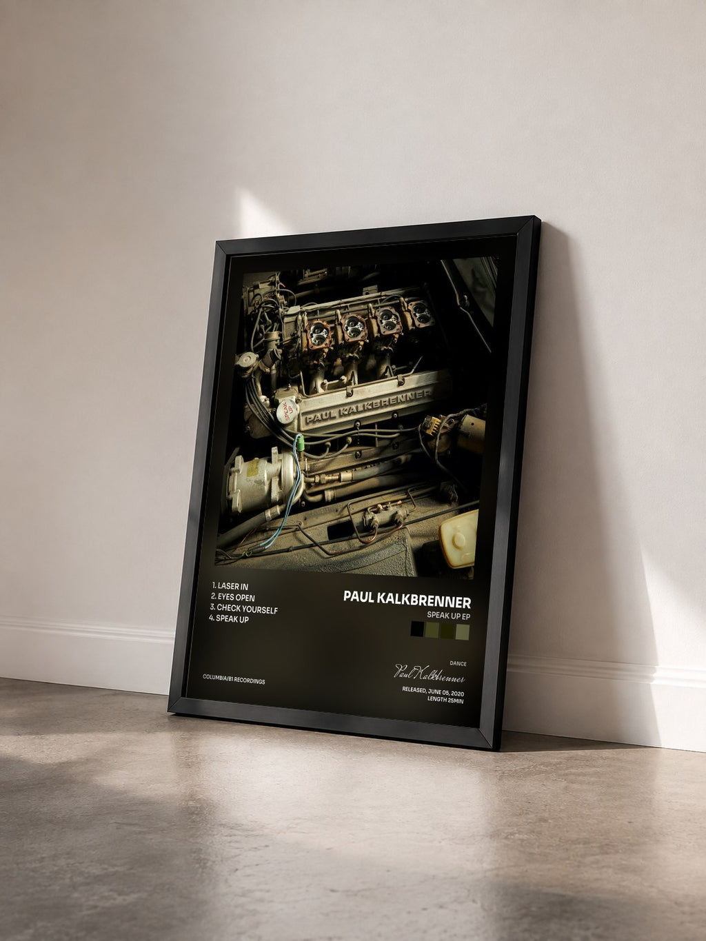 #noir Tableau de l'album Speak Up EP de Paul Kalkbrenner vu de trois quarts, cadre noir